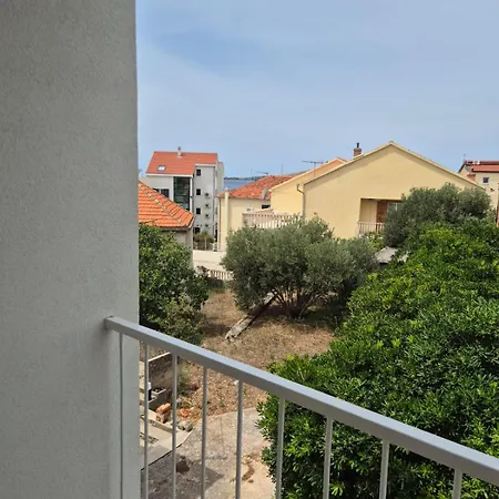 Nevenka A6 * Primosten