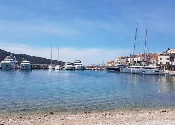 Apartment Nevenka A6 *