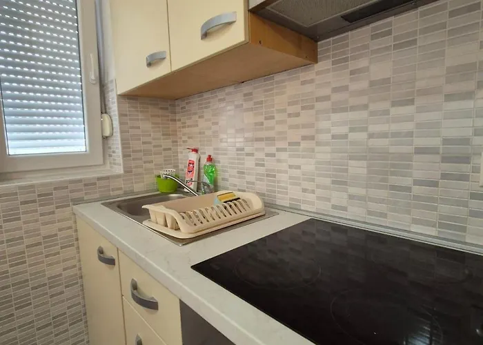 Nevenka A6 Primosten